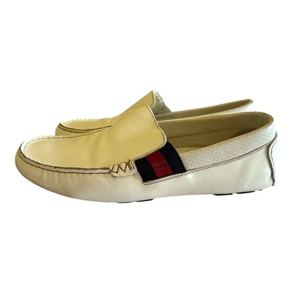 Gucci Men's White Drivers with Red/Blue Ribbon - Picture 3 of 9